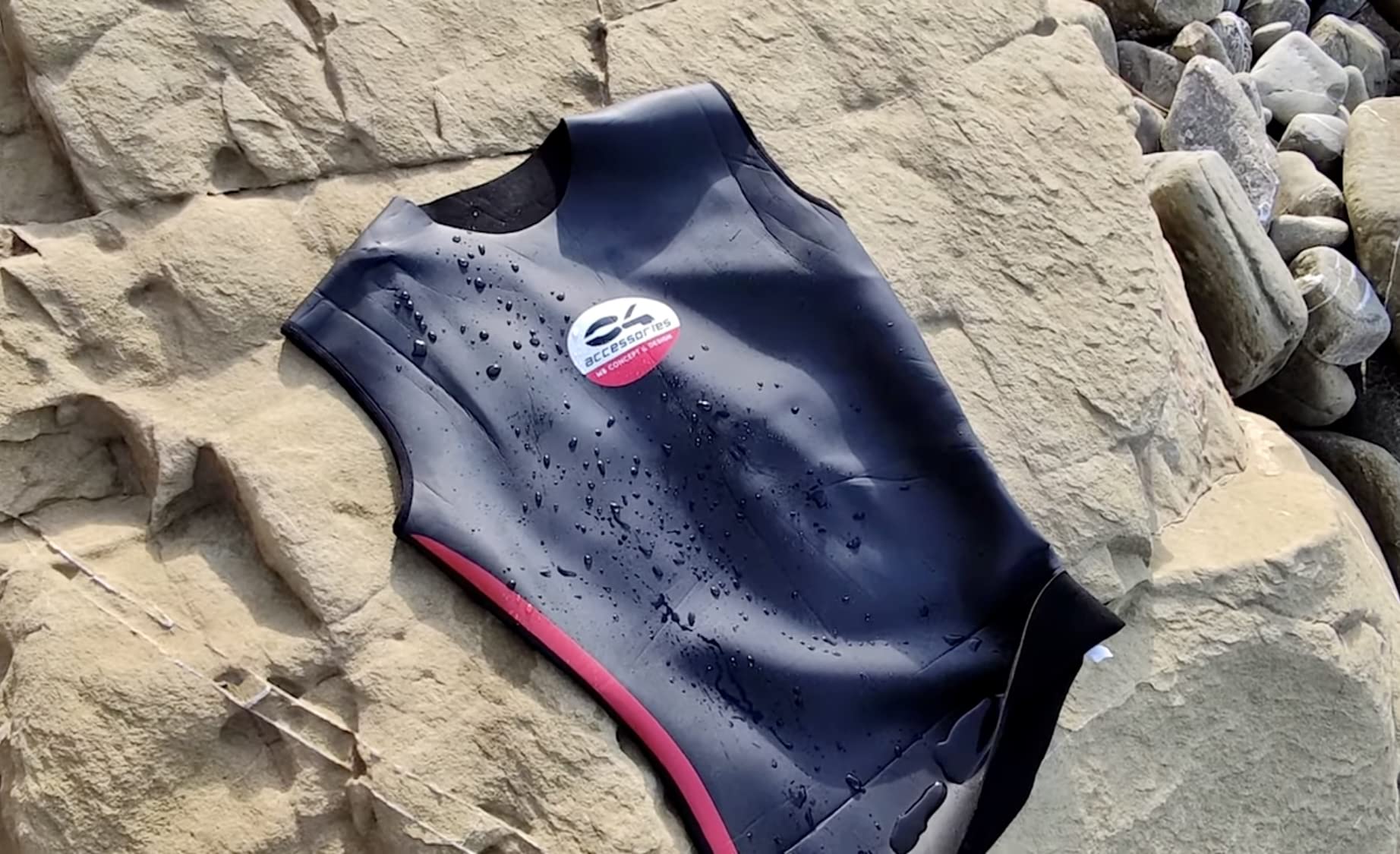 C4 Wetsuits BLACK SKIN BASIC sottomuta apnea 2 mm taglia 4