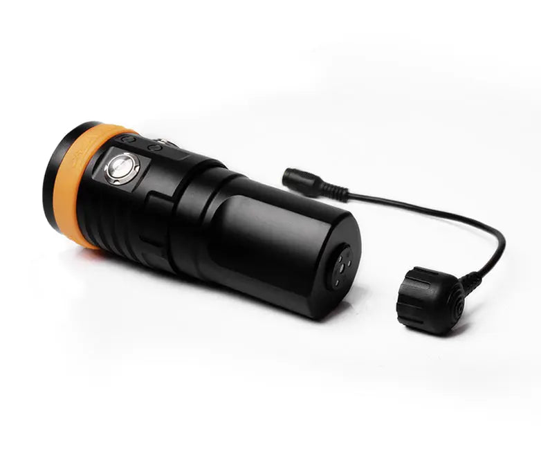 OrcaTorch U/W Photography D900V torcia video subacquea 2200 lumen